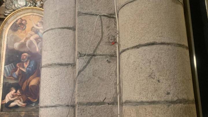La Xunta obliga a restaurar los daños en columnas de la catedral de Lugo