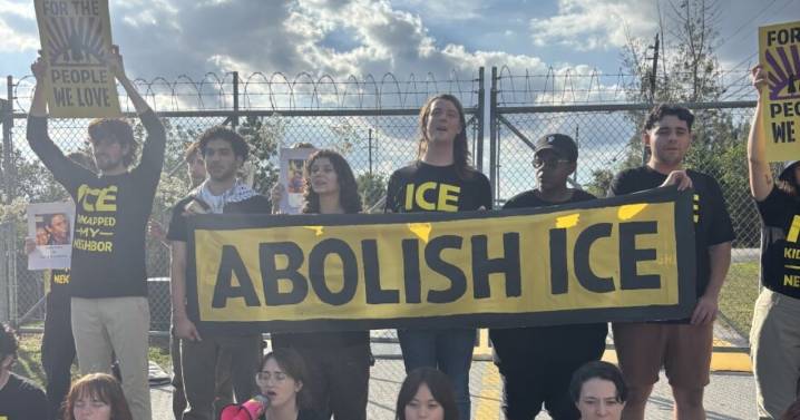 Más de 30 detenidos durante protesta contra ICE en el Centro de Detención Krome, en Miami