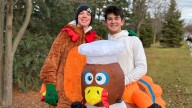 Nearly 8,000 runners turn out for Naperville Turkey Trot