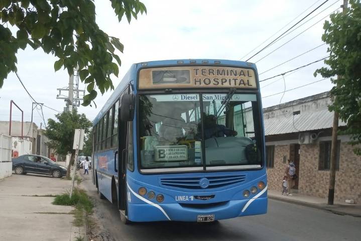 Orán retomó su servicio de colectivos pero con nuevo precio en el boleto