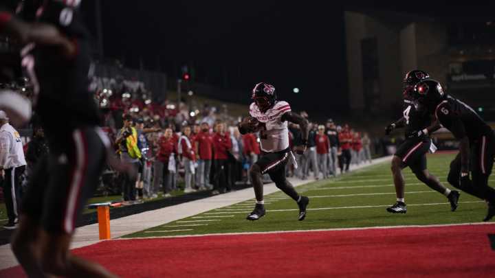 UL football, Lunch Winfield survive Thursday Thriller vs Arkansas State