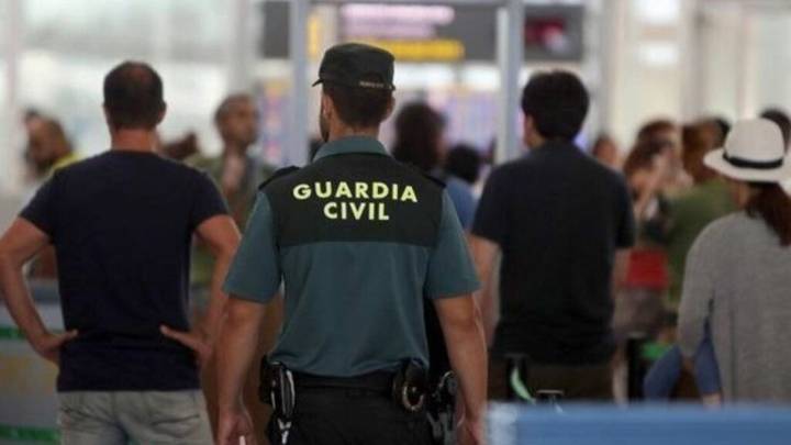 Un control de aduanas en Canarias destapa un caso insólito antes de despegar un vuelo a Madrid