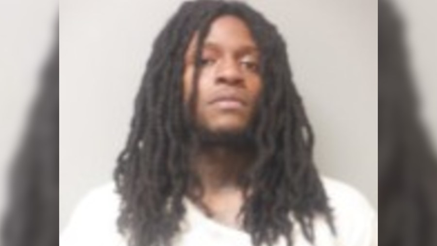 Blytheville dad accused of leaving baby in car seat outside home