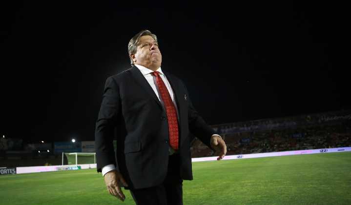 Miguel Herrera, ¿el falso mesías del futbol mexicano? Todos los fracasos del Piojo