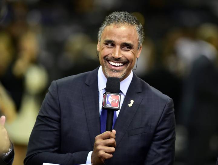 Deadspin | Ex-NBA champ Rick Fox running for office in Bahamas