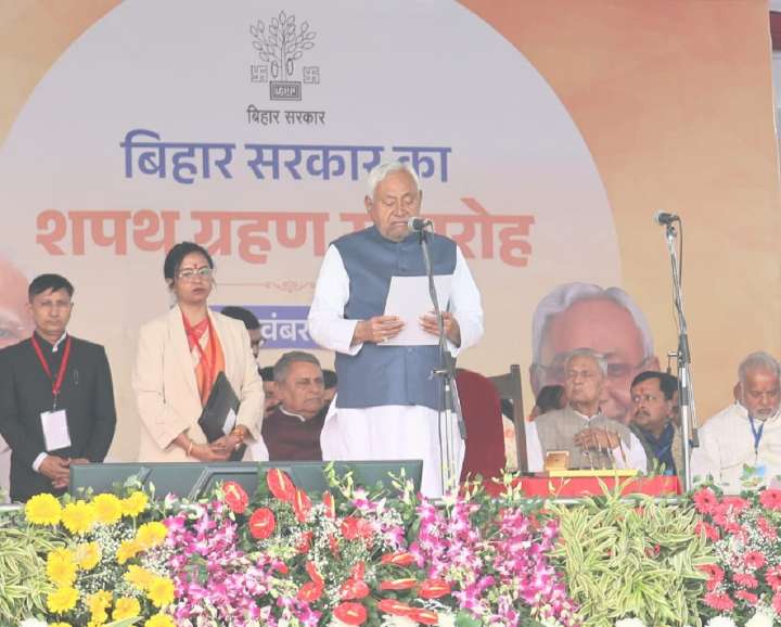 Nitish Kumar Takes Oath as Bihar CM for Record 10th Time