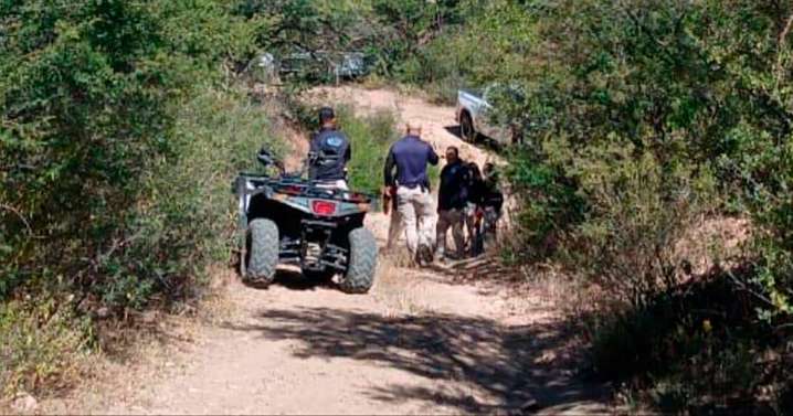 Entre espinas y polvo buscan a desaparecidos en Parral