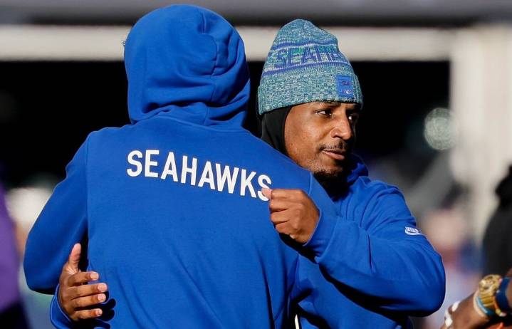 Photos: Seahawks try to stay hot versus visiting Vikings