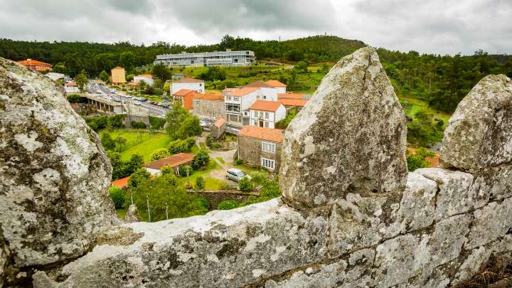Muere un vecino de Vimianzo cuando enganchaba un aparejo al tractor