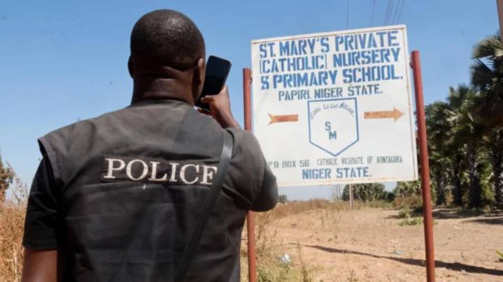 Declaran estado de emergencia de seguridad nacional ante ola de ataques y secuestros en Nigeria