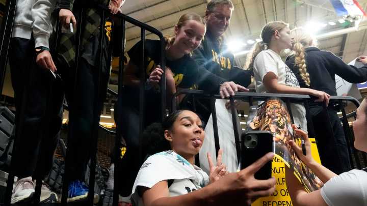 3 things to watch as No. 23 Iowa women's basketball faces UNI