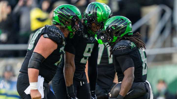 Oregon tops Ole Miss in CFP Rankings; Why Chiefs-Cowboys biggest game of Week 13