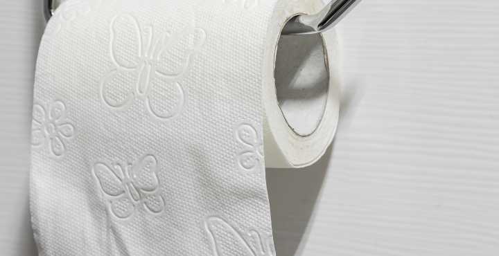 Woman Terrified Someone Broke Into Her House After Finding Toilet Paper Roll: Here’s What Really Happened