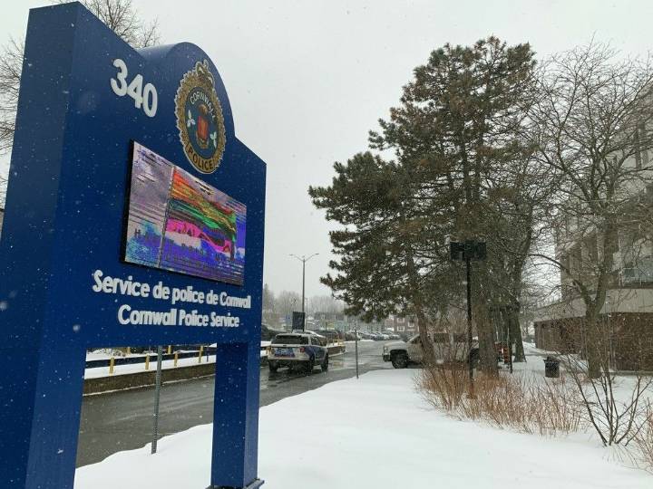 Cornwall police charge man with mischief after vehicle keyed