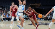 Kneepkens scores 20 points as No. 3 UCLA beats sixth