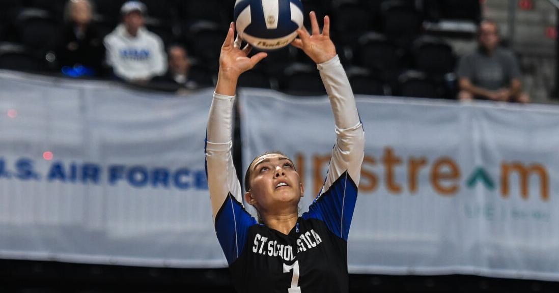 Who was the best girls athlete on the Northshore for the week of Nov. 9