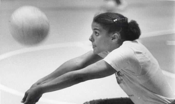 FOTOS: Ivonne Solla, de la cancha de voleibol a mujer ancla de noticias