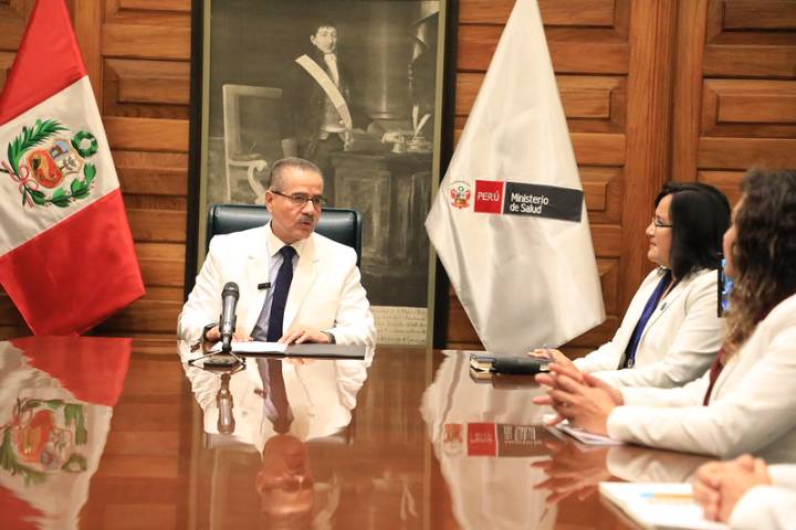 Minsa aprueba ascenso del personal de salud tras más de una década de espera