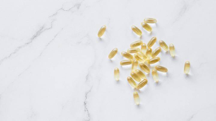 ISP informa retiro del mercado de fármaco para tratar deficiencia de Vitamina D: Tiene cápsulas en estado de deterioro