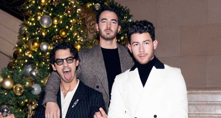 Go Behind-the-Scenes With Jonas Brothers at ‘A Very Jonas Christmas Movie’ Premiere With 50+ Photos! | Alena Jonas, Danielle Jonas, Jack Lawless, Joe Jonas, Jonas Brothers, Kevin Jonas, Nick Jonas, Va