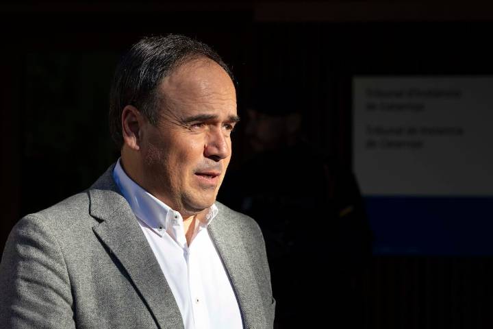 Llorca opta a relevar a Mazón en la Generalitat Valenciana con un discurso duro que amarre los votos de Vox