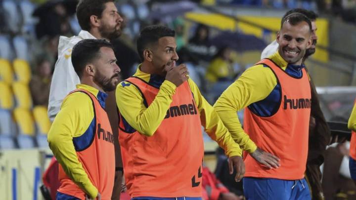 Sin canarios en el once y un Gran Canaria de parranda