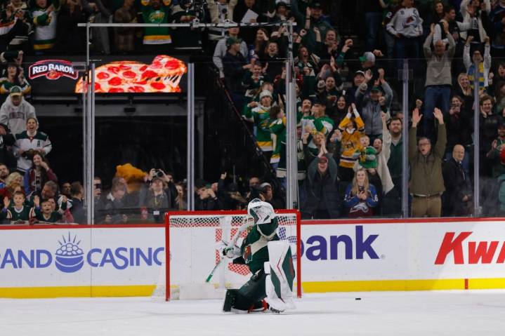 Jesper Wallstedt’s hot start brings fans, a detractor, and a t