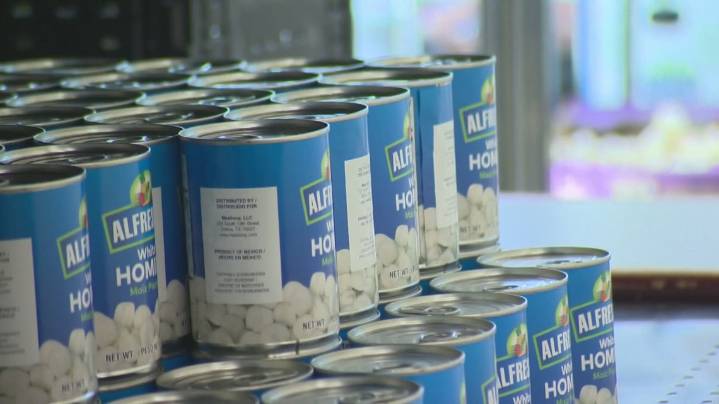 SNAP shutdown drives surge in Northeast Ohio food bank demand