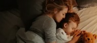 Según un neuropsicólogo. Por qué acompañar a sus hijos a dormir es clave