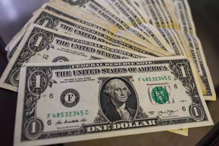 Precio del dólar hoy martes 25 de noviembre de 2025 y tipo de cambio