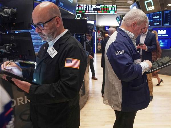 Stocks climb on hopes for lower interest rates as Dow rallies 660 points