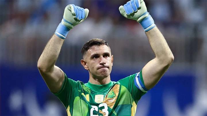 El "Dibu" Martínez fue nominado por la FIFA para el premio The Best a mejor arquero