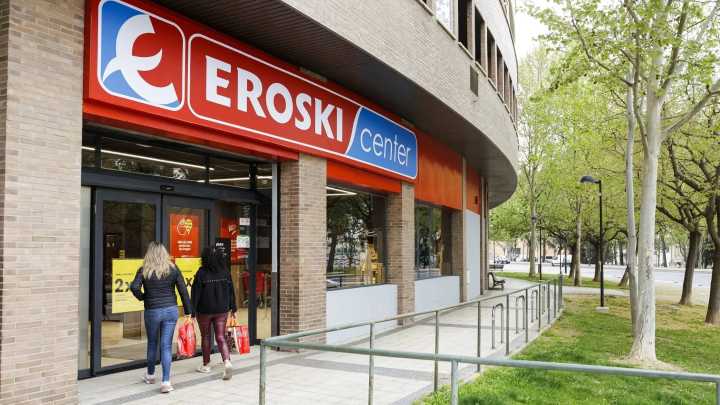 Eroski anuncia la apertura de entre 10 y 15 tiendas propias en el norte y hasta 60 franquicias por España
