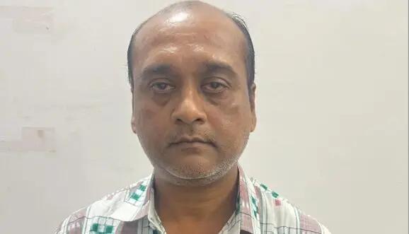 Accountant & Peon Of Odisha CHC Held For Taking Bribe From Health Worker