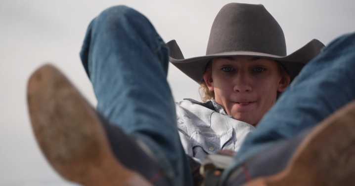 Weld County teen overcomes injury to compete in Junior National Finals Rodeo next month.