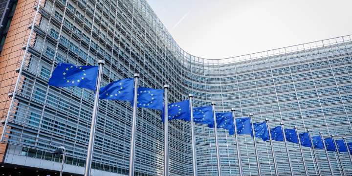 EU moves to weaken landmark AI Act amid pressure from Trump and U.S. tech companies, according to news report