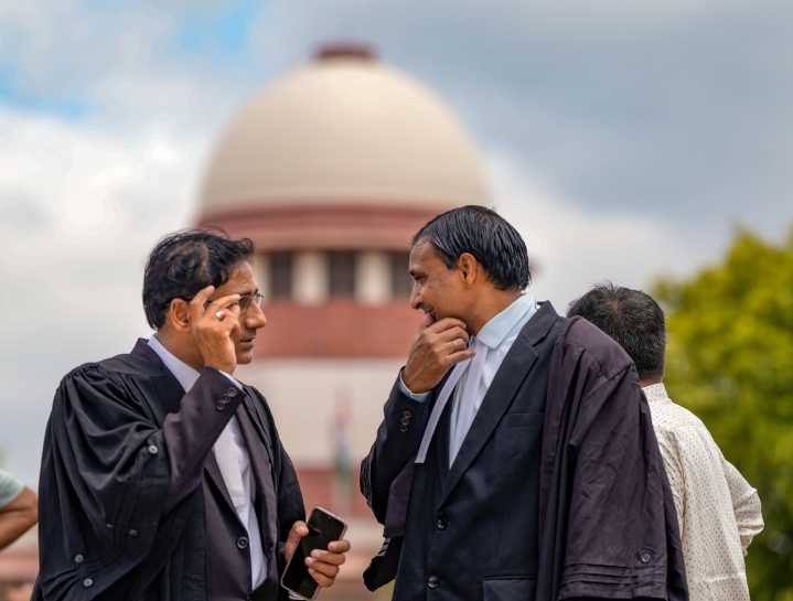 Disqualification of BRS MLAs: SC to Hear Plea Against Telangana Speaker on Nov 17
