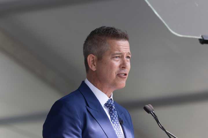 DOT Secretary Duffy Threatens to Close Airspace Amid Ongoing Shutdown Standoff