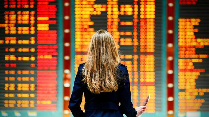 Thanksgiving Travel Plans Ruined By The U.S. Government Shutdown? Here's How You Can Still Make It Home For The Holiday