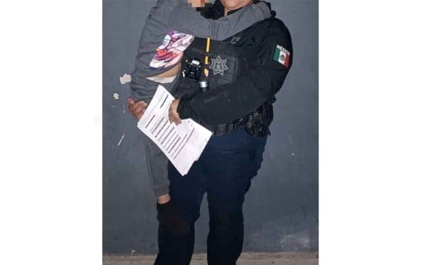 Localizan a familiares de niño extraviado