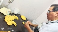 Panaderos defienden la receta original de su Pan de Muerto ante el alza de costos