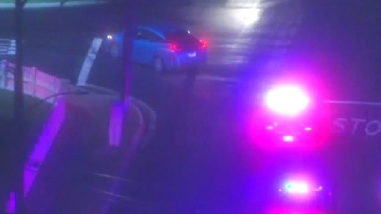 Blue Prius leads police chase across Los Angeles County