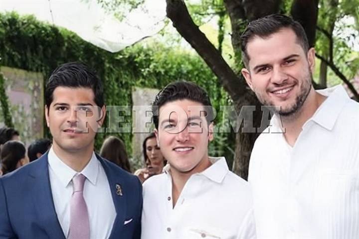 Hace negocio Samuel con apoyos escolares