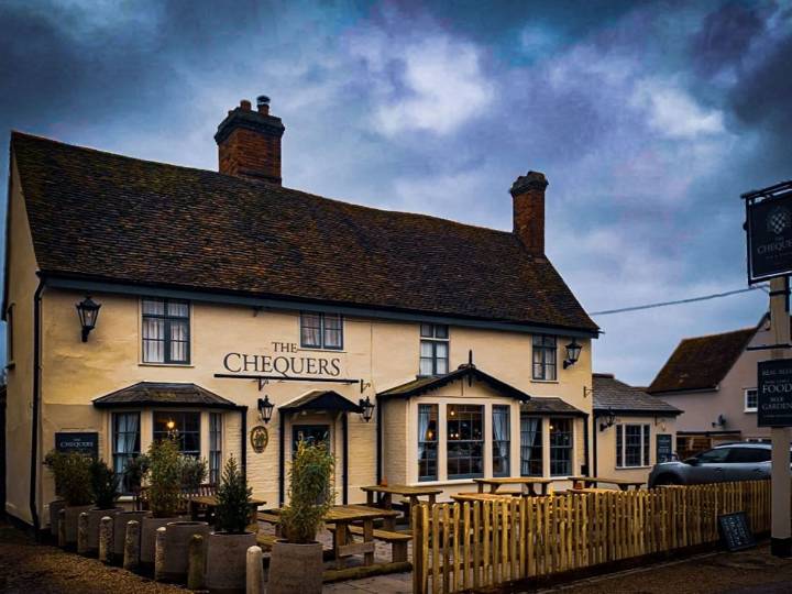 Budget threatens jobs and venues, pub bosses warn as business rates rise