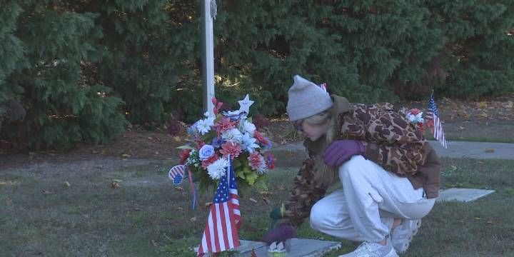 Students honor Wilson veterans by cleaning their graves