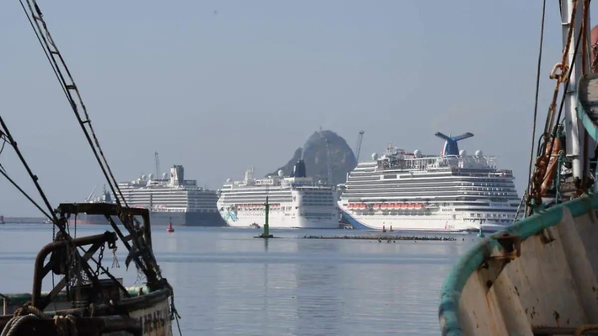 Mazatlán vive una fiesta turística con la llegada de tres cruceros este miércoles