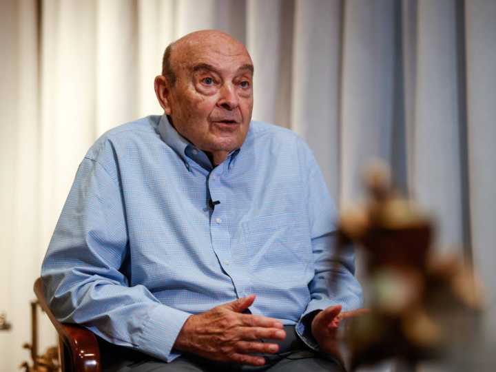 Cavallo advierte que estabilizar el dólar sin reservas es imposible, incluso con apoyo de EEUU