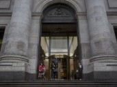 Día del Bancario: por qué se celebra cada 6 de noviembre