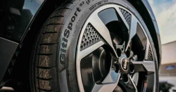 Giti, MINI e Ilbira Motor celebran en Granada un encuentro exclusivo que une innovación y experiencia de conducción