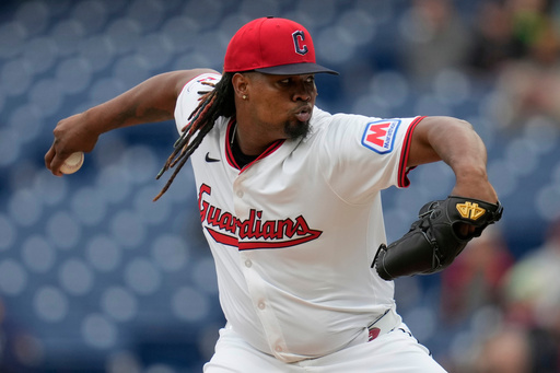 Cleveland pitcher Luis Ortiz comparece en corte por acusaciones de sobornos para manipular apuestas